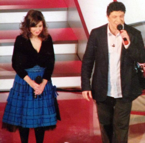 თიკა მახალდიანს მომღერალი ქმარი არ უნდა Rating